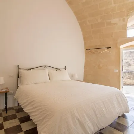 Vakantiehuis Il Vialetto Nei Sassi 2 *